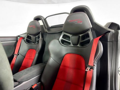 Certified 2025 Porsche 718 Boxster Spyder RS RWD image 5