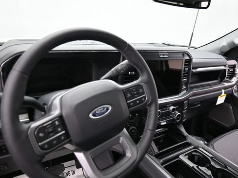 New 2026 Ford F250 Lariat w/ Black Appearance Package AWD/4WD image 26
