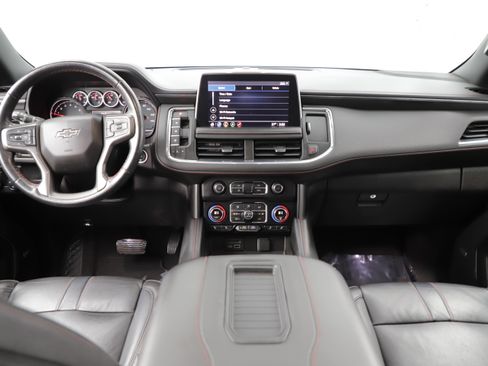 Used 2021 Chevrolet Tahoe RST w/ Luxury Package image 17