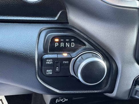 Used 2024 RAM 2500 Big Horn w/ Bed Utility Group image 11