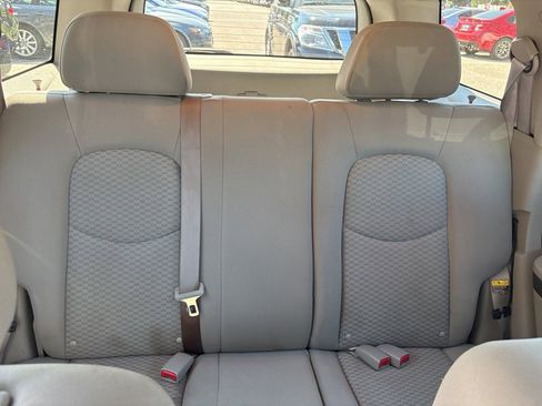 Used 2006 Chevrolet HHR LT image 30
