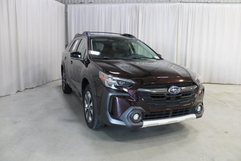 Used 2024 Subaru Outback Limited AWD/4WD image 38