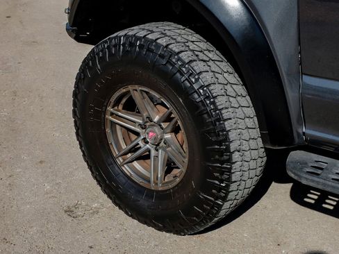 Used 2019 Ford F150 Raptor w/ Equipment Group 802A Luxury image 61