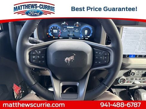New 2025 Ford Bronco Outer Banks w/ Sasquatch Package image 17