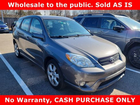 Used 2006 Toyota Matrix image 2