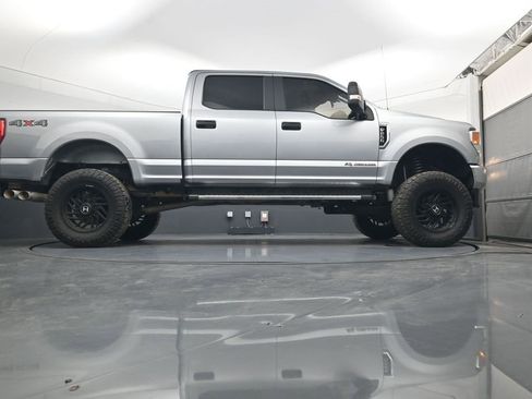 Used 2020 Ford F250 XL w/ STX Appearance Package image 24