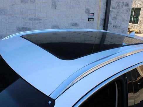 Used 2025 Genesis GV80 3.5T Prestige image 4