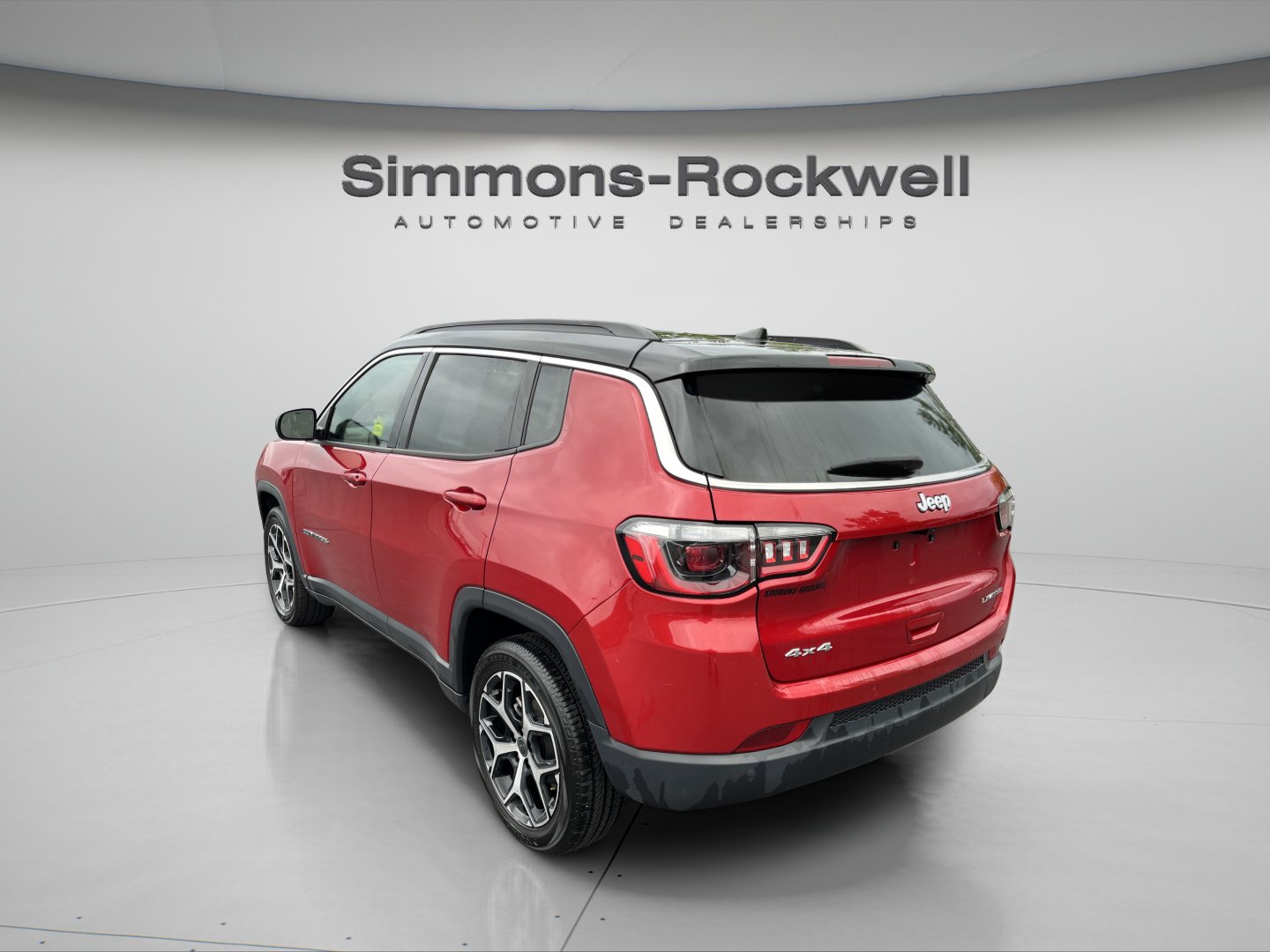 Used 2025 Jeep Compass Limited AWD/4WD image 3