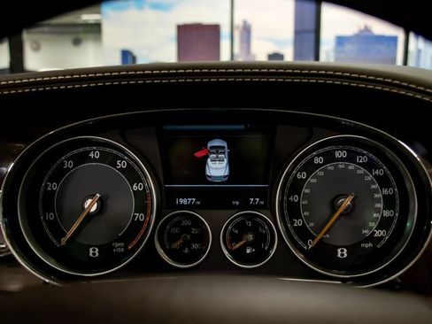 Used 2012 Bentley Continental GT AWD/4WD image 19