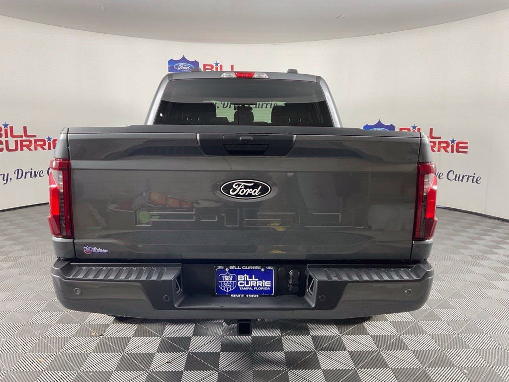 New 2026 Ford F150 XLT w/ XLT Black Appearance Package RWD image 4
