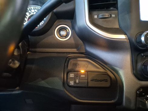 Used 2024 RAM 2500 Big Horn AWD/4WD image 16