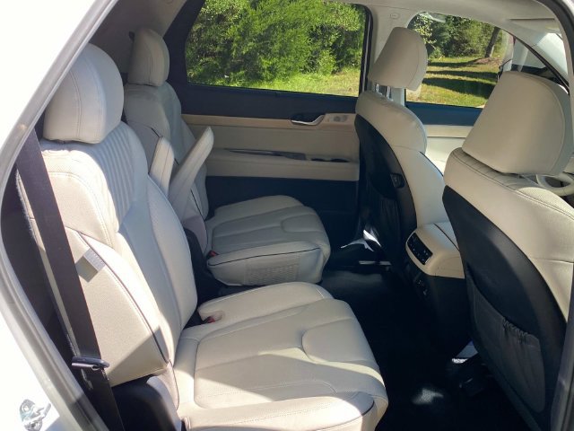 Used 2024 Hyundai Palisade Limited AWD/4WD image 34