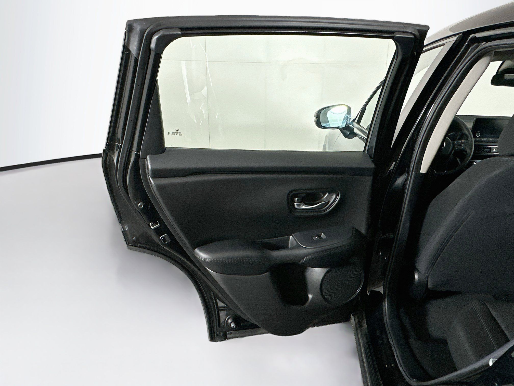 Used 2025 Honda HR-V LX image 24