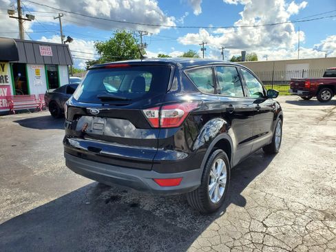 Used 2017 Ford Escape S FWD image 5