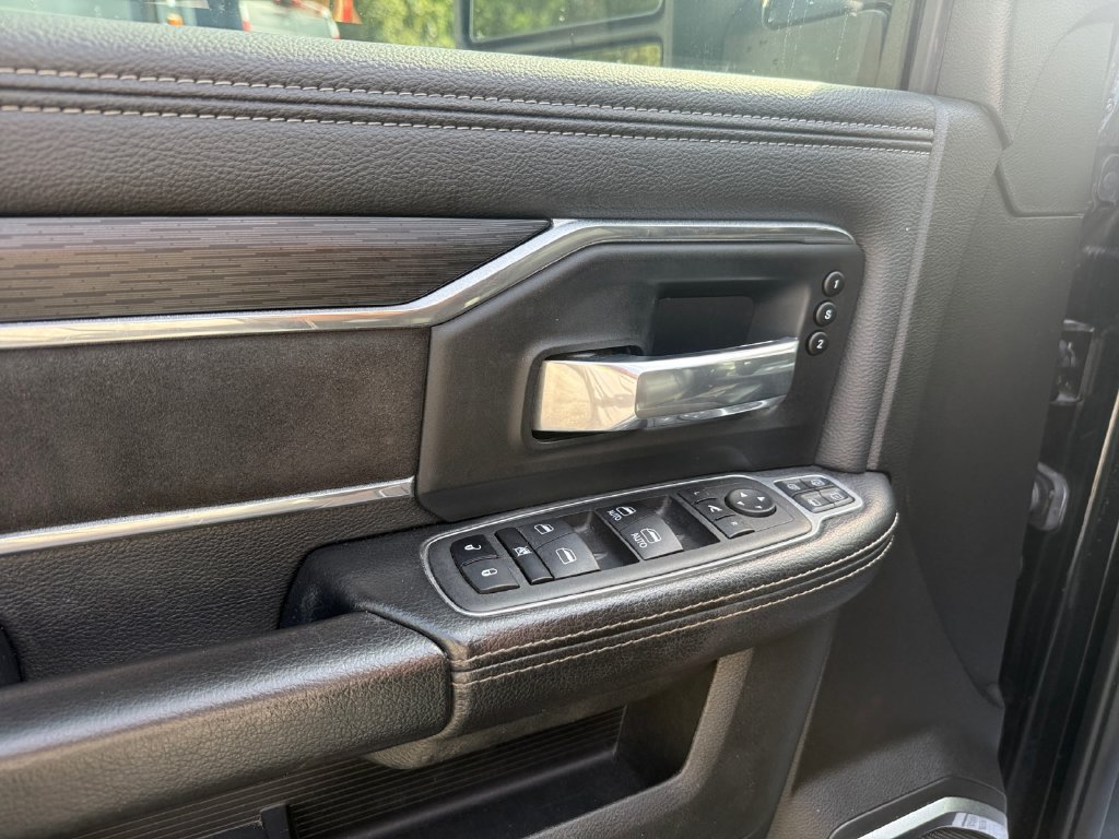 Used 2024 RAM 3500 Laramie w/ Night Edition AWD/4WD image 19