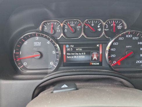 Used 2015 GMC Yukon SLT AWD/4WD image 4