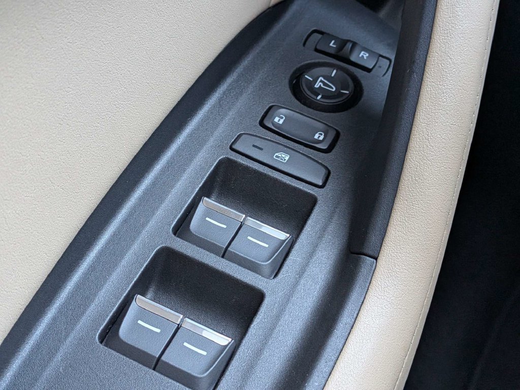 Used 2022 Acura TLX w/ Technology Package FWD image 24