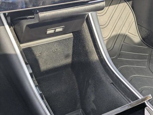 Used 2019 Tesla Model 3 Mid Range image 15