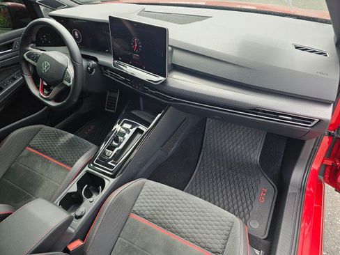 Certified 2025 Volkswagen GTI SE FWD image 11