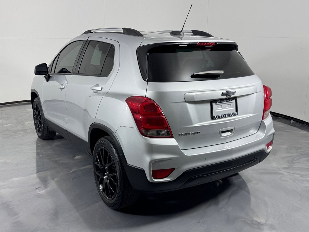 Used 2022 Chevrolet Trax LT w/ Driver Confidence Package AWD/4WD image 7