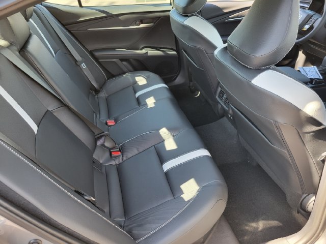New 2026 Toyota Camry SE FWD image 20
