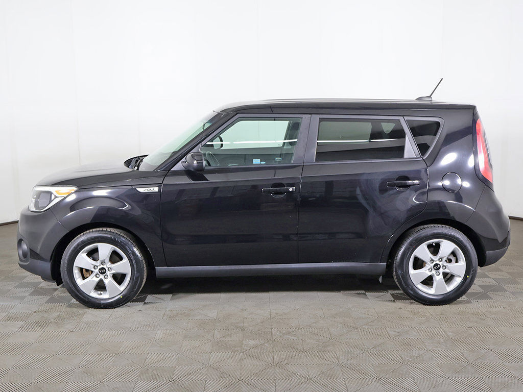 Used 2018 Kia Soul FWD image 12