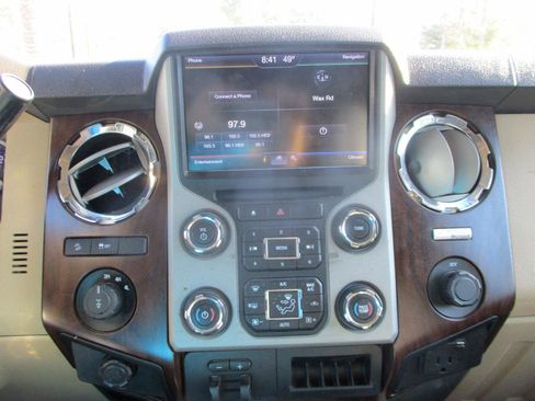 Used 2013 Ford F350 Lariat w/ FX4 Off Road Pkg image 15