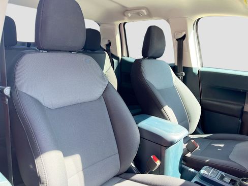 Used 2023 Ford Maverick XL image 25