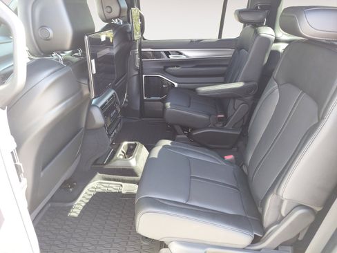 New 2026 Jeep Grand Wagoneer L Limited AWD/4WD image 24