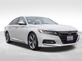 Used 2020 Honda Accord Touring video 2