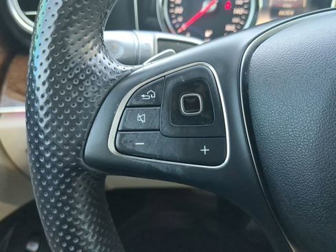 Used 2017 Mercedes-Benz E 300 4MATIC image 25