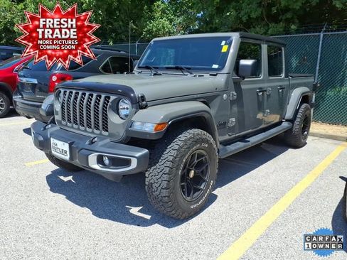 Used 2021 Jeep Gladiator Sport AWD/4WD image 1