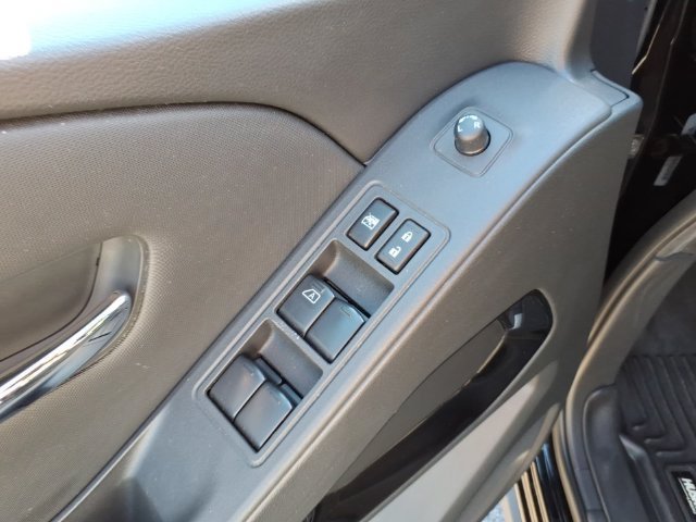 Used 2023 Nissan Frontier SV w/ Midnight Edition Package AWD/4WD image 19