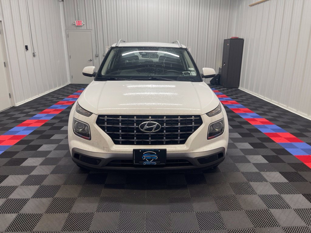 Used 2022 Hyundai Venue SEL w/ Cargo Package FWD image 8