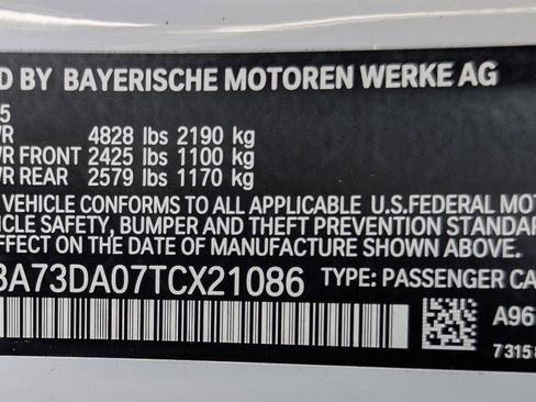Used 2026 BMW M440i Coupe RWD image 32