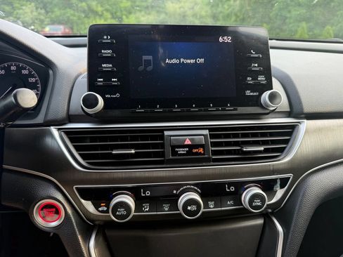 Used 2020 Honda Accord LX image 12