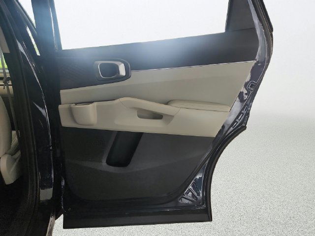Certified 2023 Kia Sorento EX AWD/4WD image 28