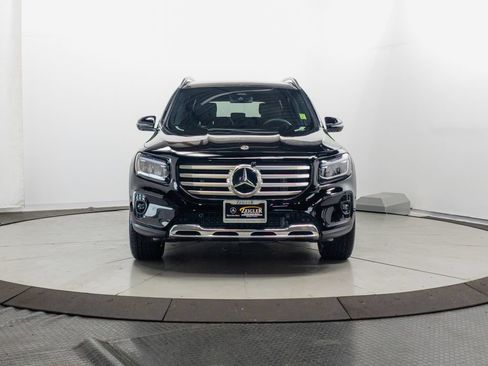 Certified 2026 Mercedes-Benz GLB 250 4MATIC image 2