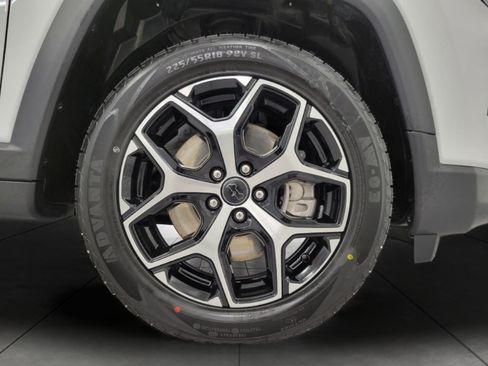Used 2025 Jeep Compass Limited AWD/4WD image 30