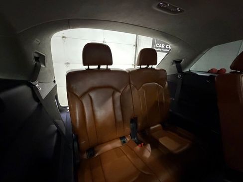 Used 2018 Audi Q7 3.0T Prestige image 28