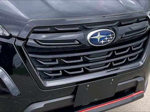 Used 2021 Lexus IS 350 F Sport w/ Dynamic Handling Package image 29