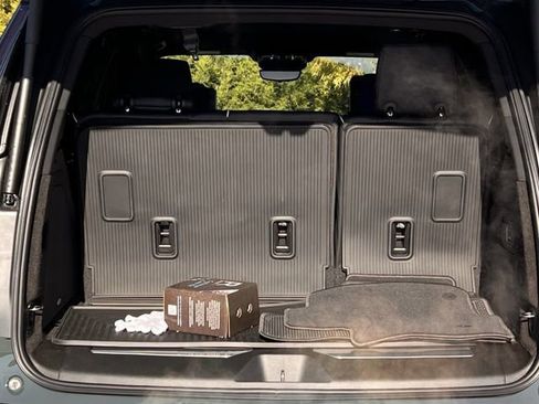 Certified 2026 Cadillac Escalade Sport w/ LPO, ONYX Package image 29