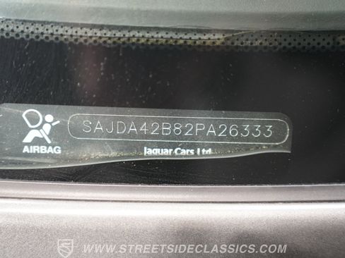 Used 2002 Jaguar XK8 Convertible image 37