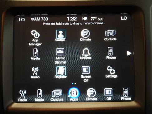 Used 2016 Jeep Cherokee Latitude w/ Comfort/Convenience Group AWD/4WD image 22