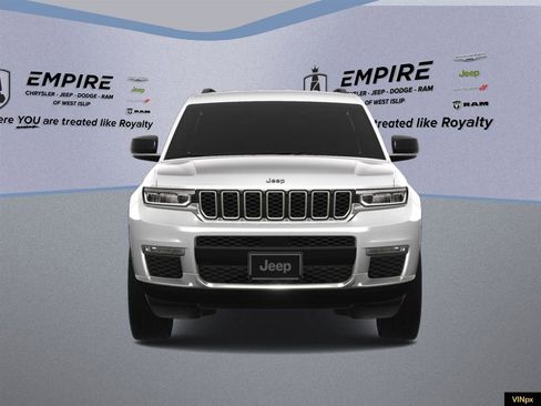 Used 2025 Jeep Grand Cherokee L Limited AWD/4WD image 14