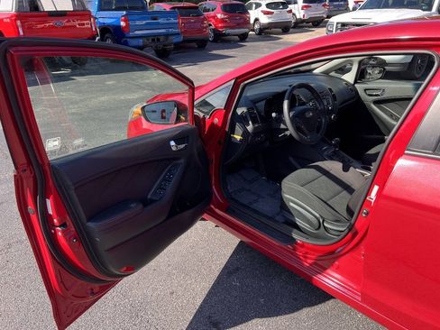 Used 2016 Kia Forte LX FWD image 10