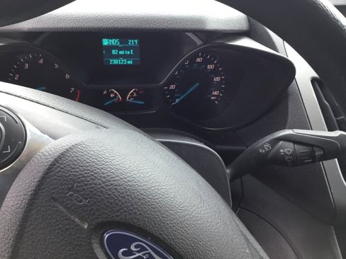Used 2016 Ford Transit Connect XLT image 16