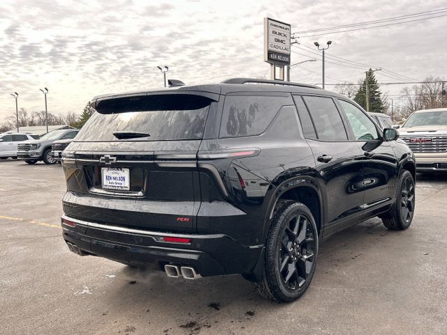New 2026 Chevrolet Traverse RS w/ LPO, Floor Liner Package FWD image 14