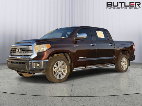 Used 2016 Toyota Tundra Limited w/ Limited Premium Package RWD image 1