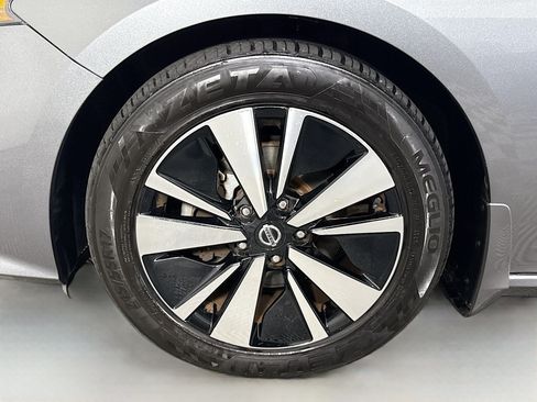 Used 2022 Nissan Altima 2.5 SV FWD image 38